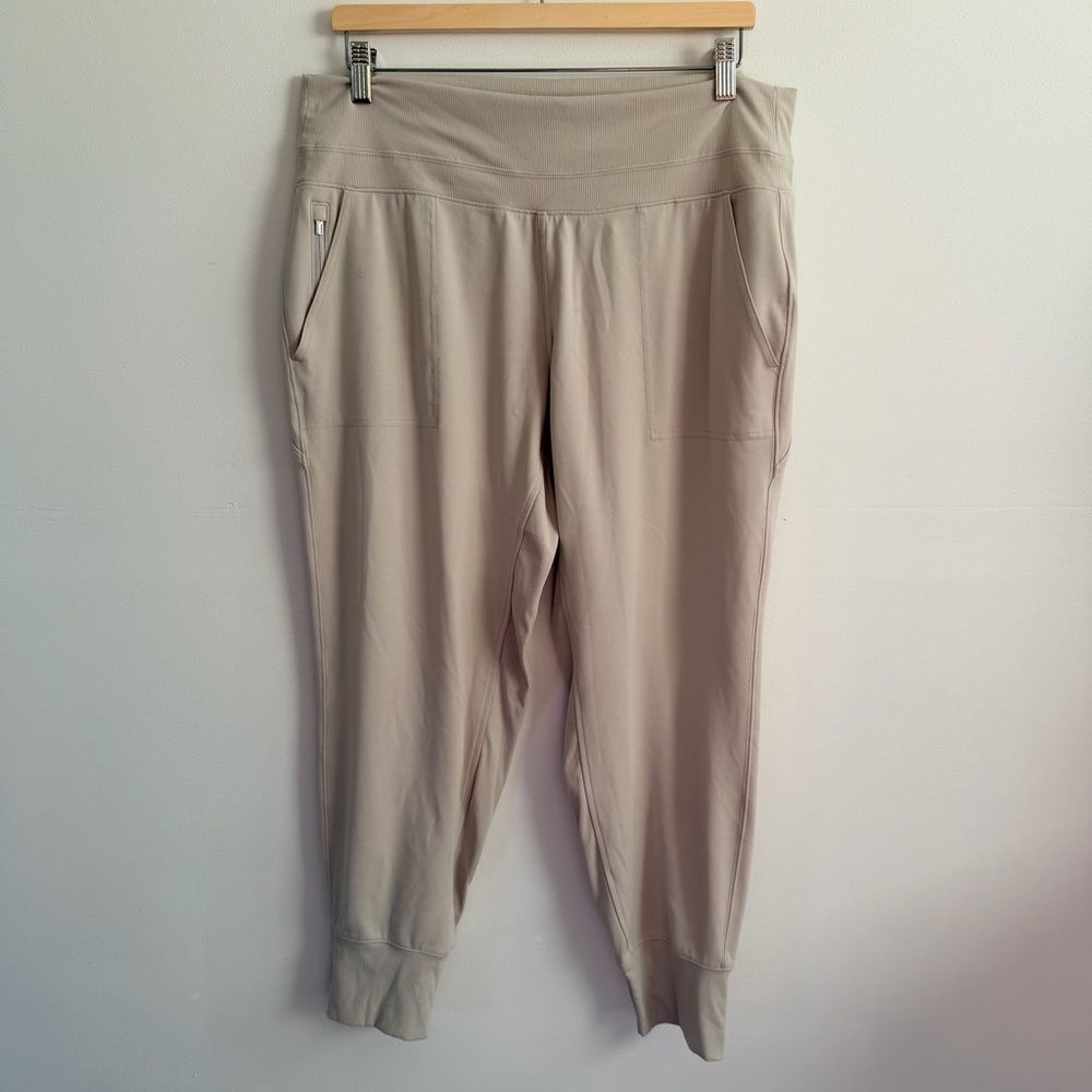 Athleta Venice Jogger Pants Women XL Beige MidRise Lightweight Travel Athleisure - Picture 6 of 13